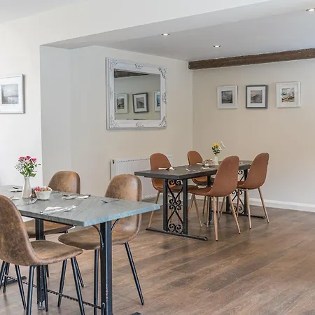 Meadowdore Stay B&B-2